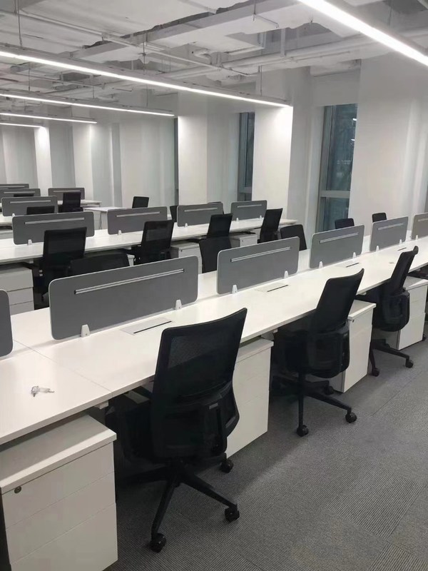 Düzenlenebilir Lüks Bel Sırtı Destek Ergonomik Yönetim Döner Bilgisayar Masası Orta Sırt Ofis Sandalyeleri Mobilya